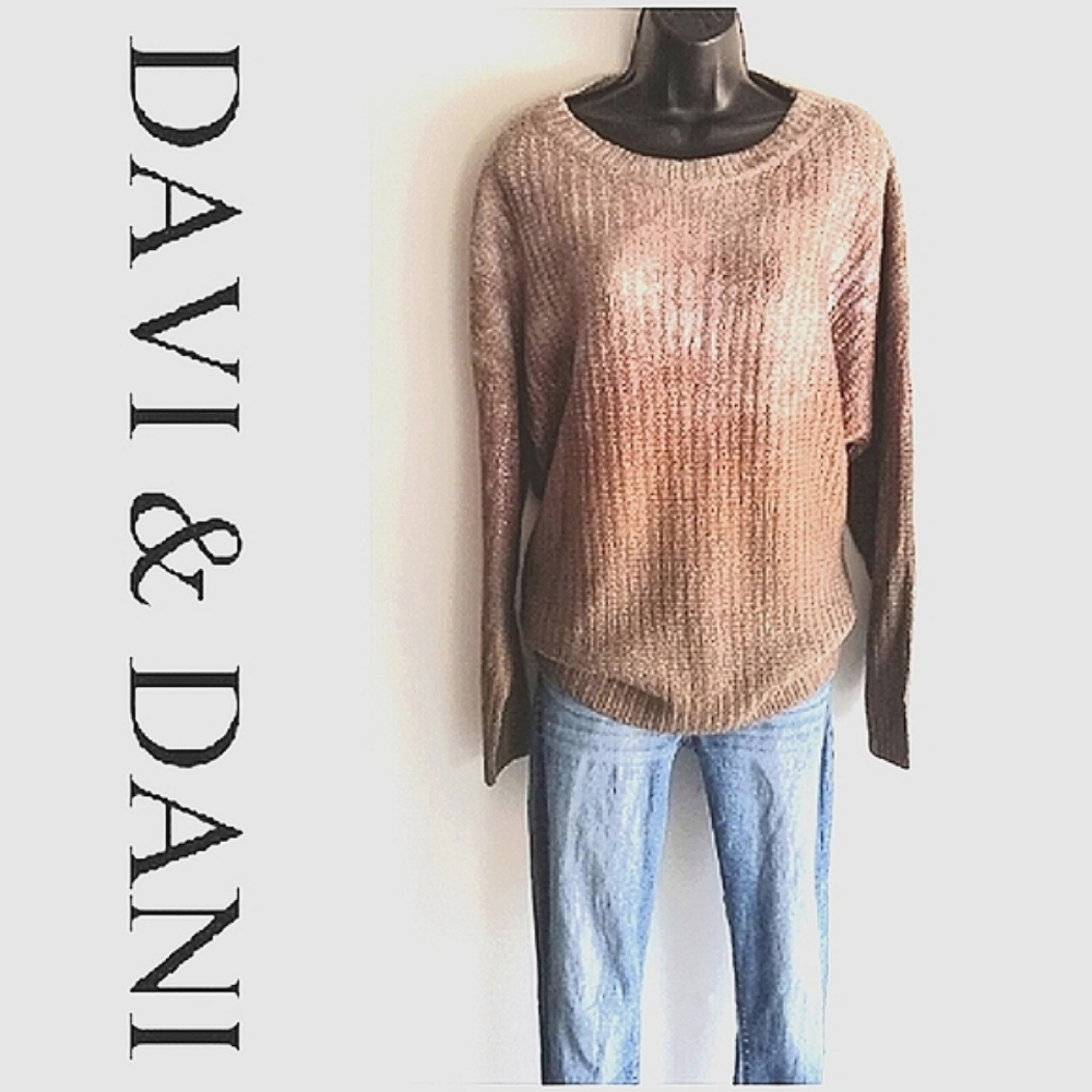 Davi & Dani Ombre Cable-Knit Sweater